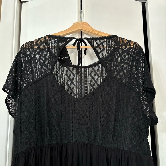 NWT TORRID Midi Rayon Slub Lace Trim Dress - Picture 5 of 7